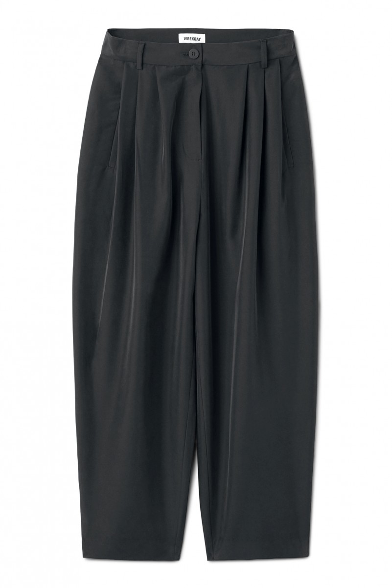weekday perfect black trousers